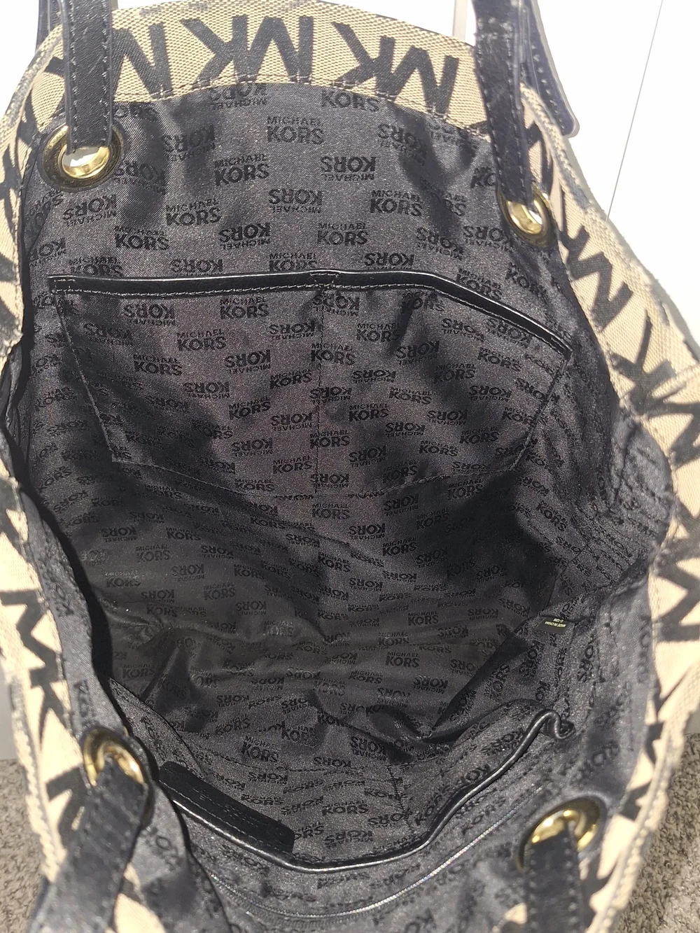 Michael Kors ultimate everyday